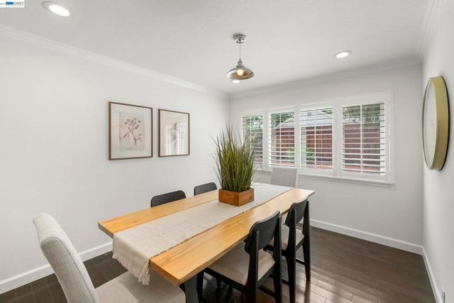 1144 Harvest Rd, Pleasanton, CA 94566