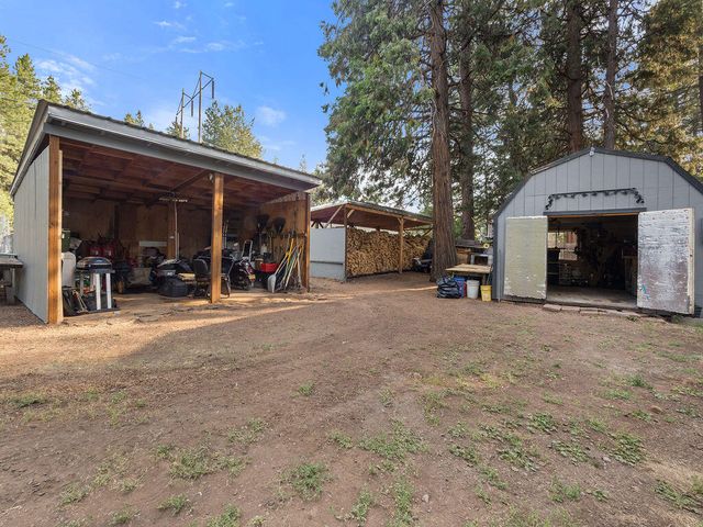 18010 Ponderosa Lane, Klamath Falls, OR 97601