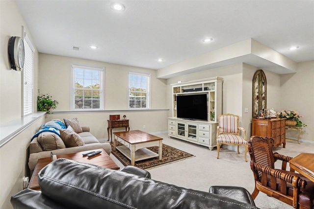 7928 Spring Haven, Kalamazoo, MI 49009