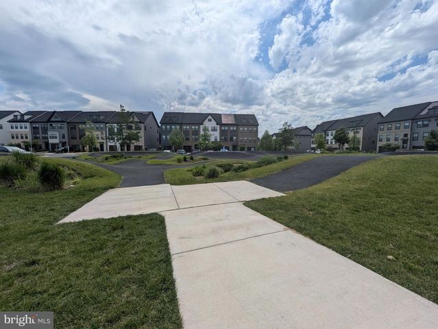 7832 YONA CT, Glen Burnie, MD 21060