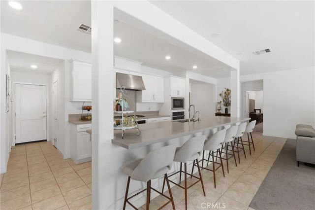 1905 Pienza, Corona, CA 92882