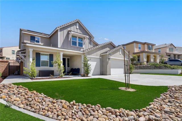 1905 Pienza, Corona, CA 92882