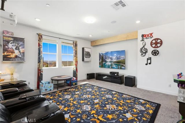1905 Pienza, Corona, CA 92882