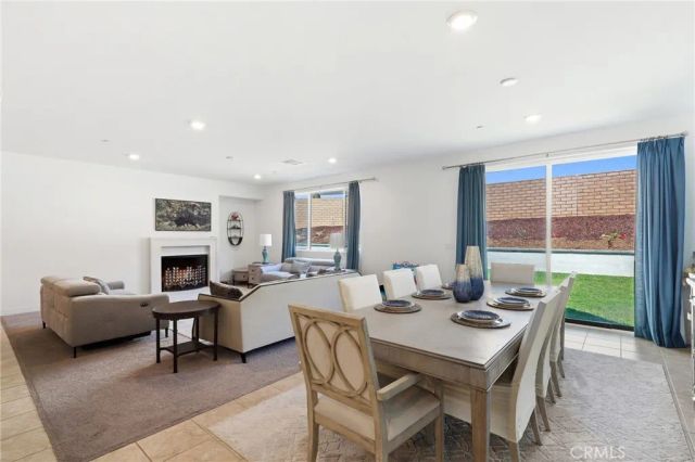 1905 Pienza, Corona, CA 92882