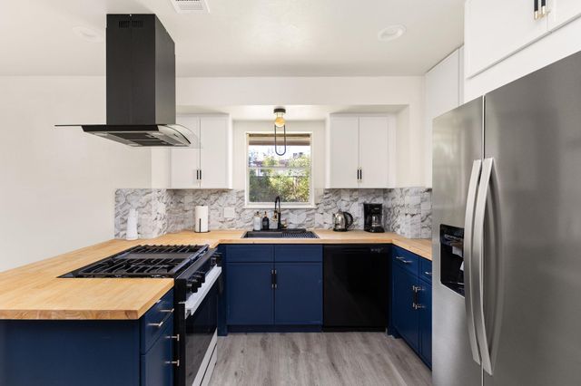 1801 Belford DR, Austin, TX 78757