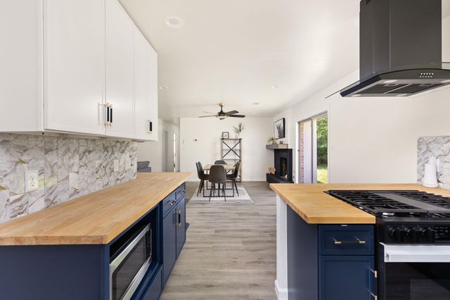1801 Belford DR, Austin, TX 78757