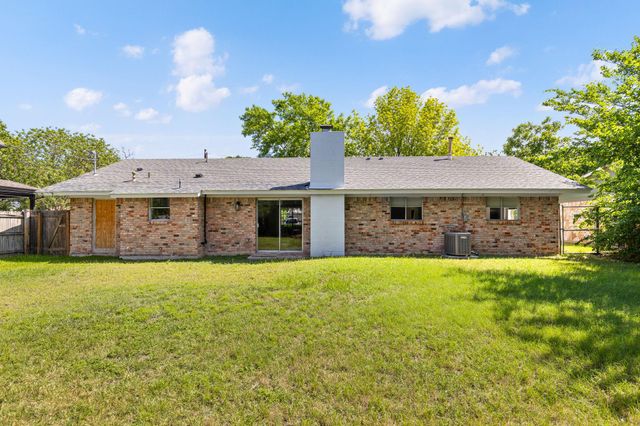 1801 Belford DR, Austin, TX 78757