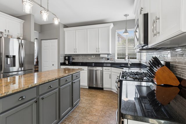 25209 Scott Drive, Plainfield, IL 60544