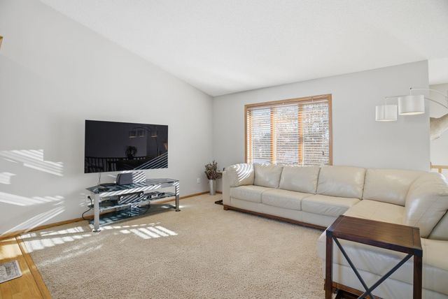 17588 Grant Street NW, Elk River, MN 55330