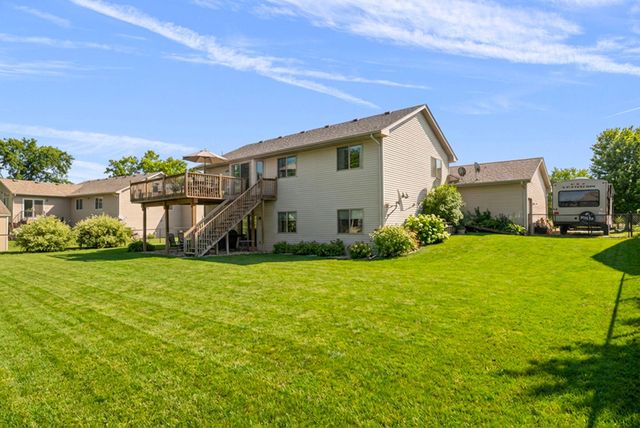 17588 Grant Street NW, Elk River, MN 55330