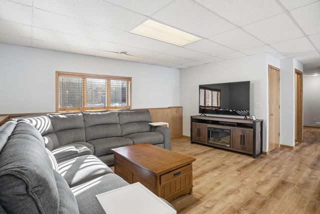 17588 Grant Street NW, Elk River, MN 55330