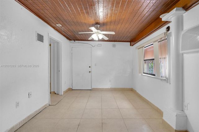 615 SW 62nd Ct, Miami, FL 33144