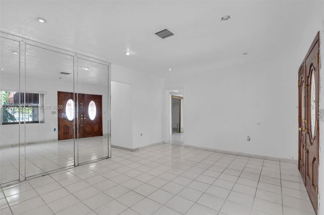 615 SW 62nd Ct, Miami, FL 33144