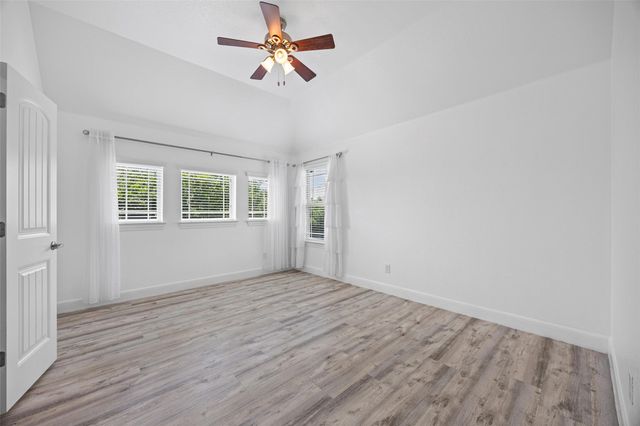 110 N Pasture CV, Hutto, TX 78634