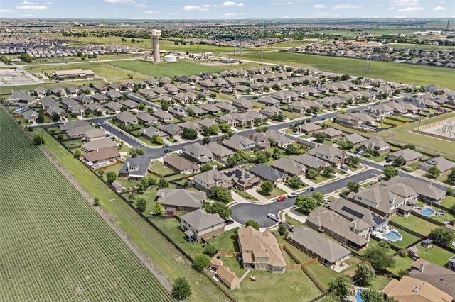 110 N Pasture CV, Hutto, TX 78634