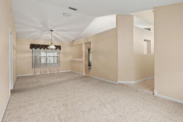 875 Gabriel Avenue NE, Palm Bay, FL 32907