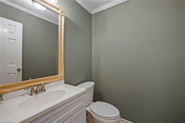 511 Rockspring Road, High Point, NC 27262