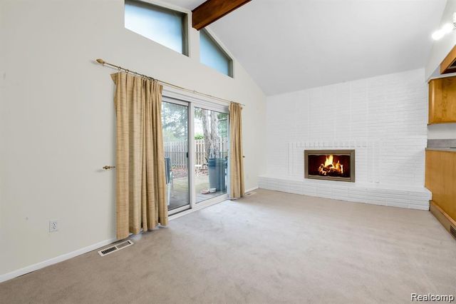 28314 James Drive, Warren, MI 48092