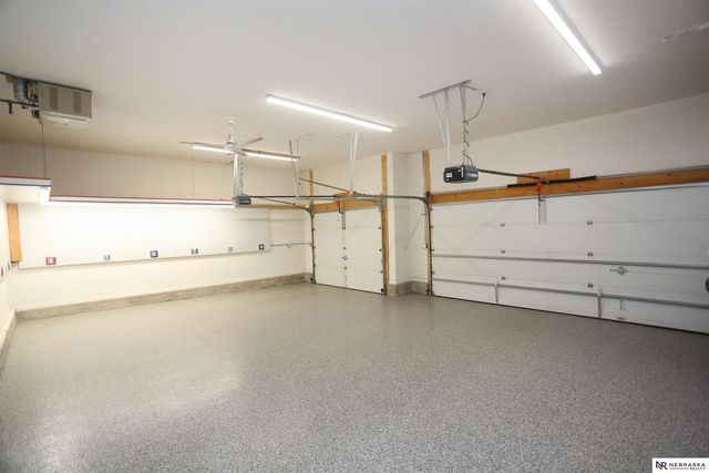 8536 S 102nd Street, La Vista, NE 68128