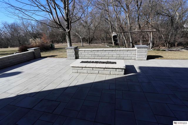 8536 S 102nd Street, La Vista, NE 68128