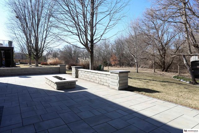 8536 S 102nd Street, La Vista, NE 68128