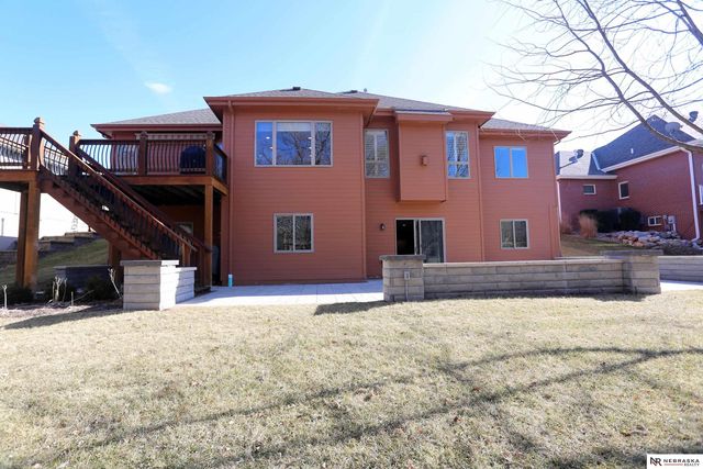 8536 S 102nd Street, La Vista, NE 68128