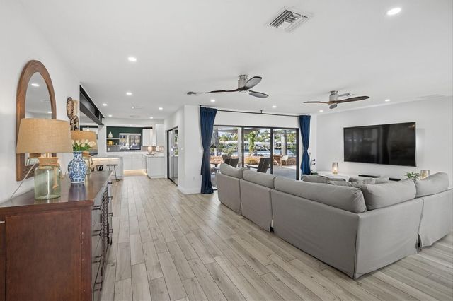 600 SW 8th Terrace, Fort Lauderdale, FL 33315