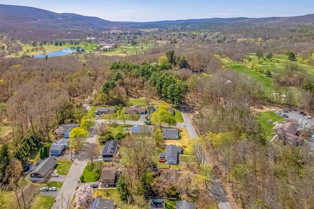 18 Sandra Street, Ellenville, NY 12428