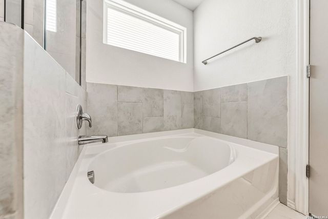 207 Brook Shadow, Cibolo, TX 78108