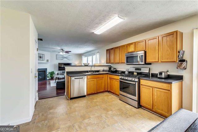 1225 Andrews Drive, Lithia Springs, GA 30122