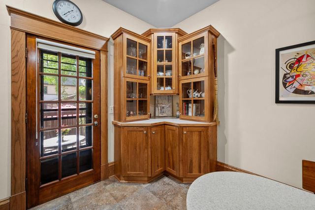 294 Dayton Avenue 1E, Saint Paul, MN 55102