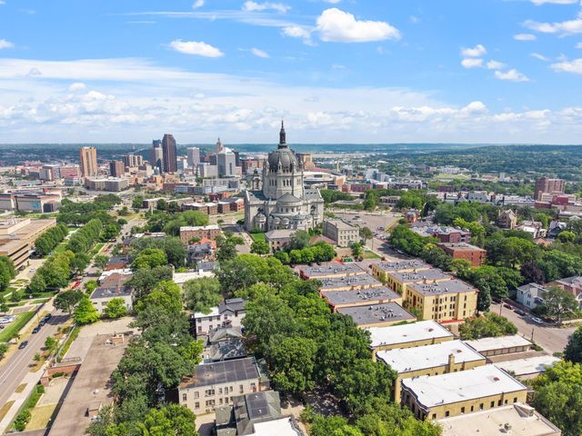 294 Dayton Avenue 1E, Saint Paul, MN 55102