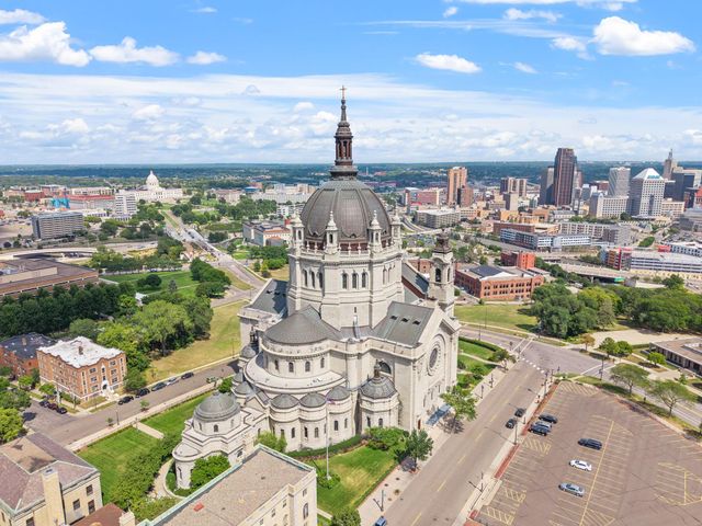 294 Dayton Avenue 1E, Saint Paul, MN 55102