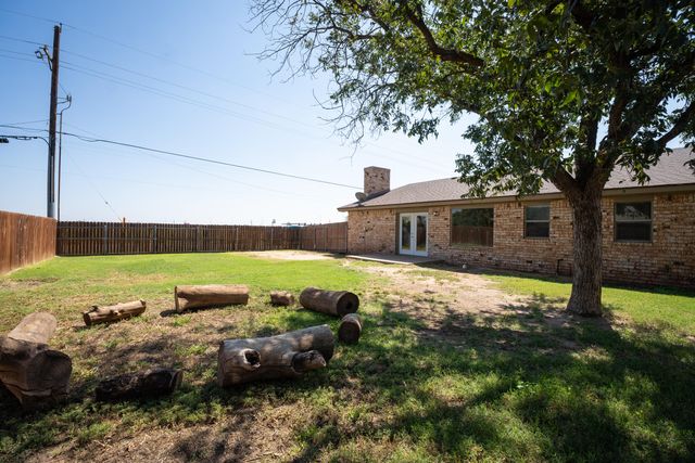5502 3rd Street, Lubbock, TX 79416
