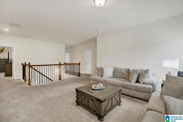 582 BRIDLEWOOD CIRCLE, Morris, AL 35116