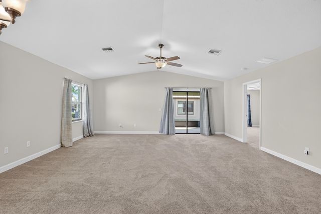 7 Aragon Lane, Port St. Lucie, Port St Lucie, FL 34952