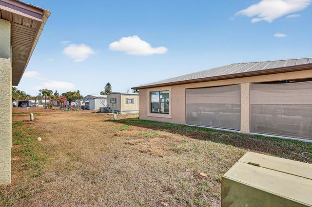 7 Aragon Lane, Port St. Lucie, Port St Lucie, FL 34952