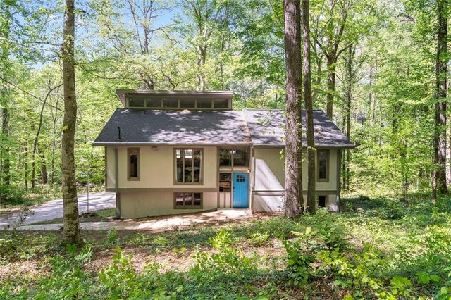352 Theresa Court, Tucker, GA 30084