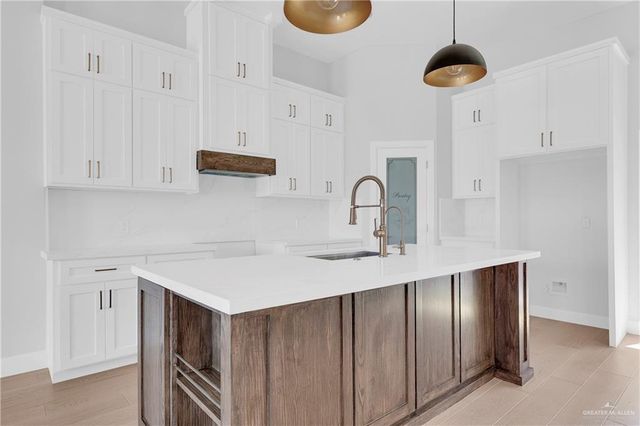 2905 Arboledas Drive, San Juan, TX 78589