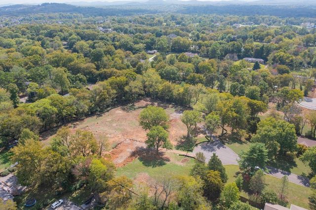 9013 Karen Ct, Brentwood, TN 37027