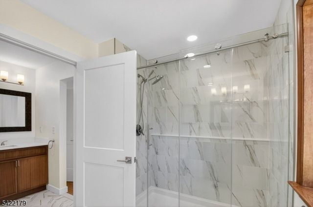 16 Dorland Farm Ct, Montgomery Twp., NJ 08558