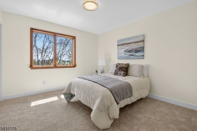 16 Dorland Farm Ct, Montgomery Twp., NJ 08558