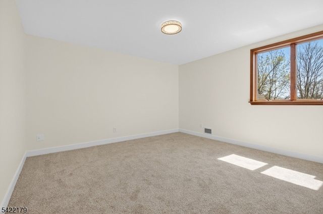 16 Dorland Farm Ct, Montgomery Twp., NJ 08558