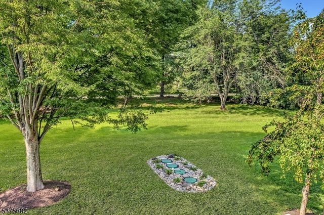 16 Dorland Farm Ct, Montgomery Twp., NJ 08558