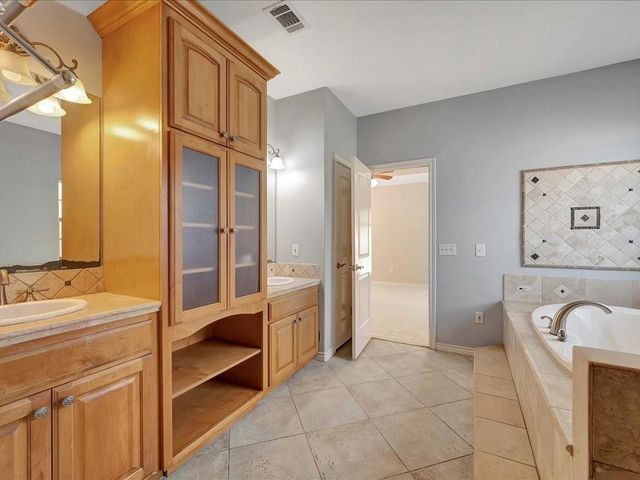 1904 Loblolly Lane, Lufkin, TX 75904