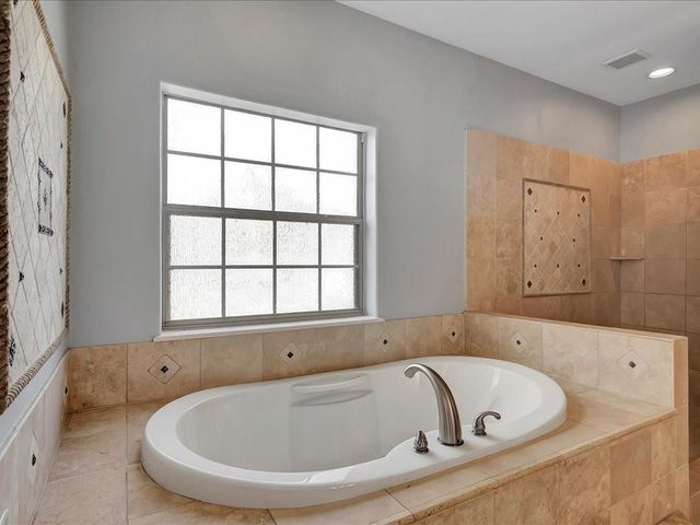 1904 Loblolly Lane, Lufkin, TX 75904