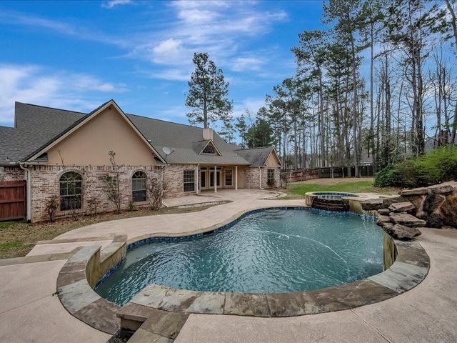 1904 Loblolly Lane, Lufkin, TX 75904