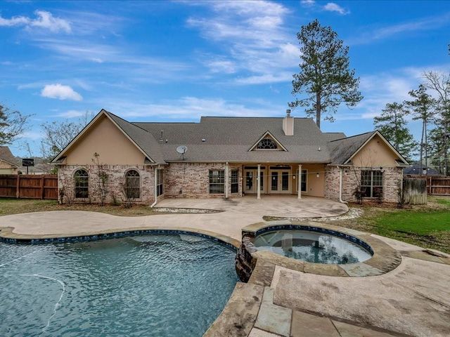 1904 Loblolly Lane, Lufkin, TX 75904
