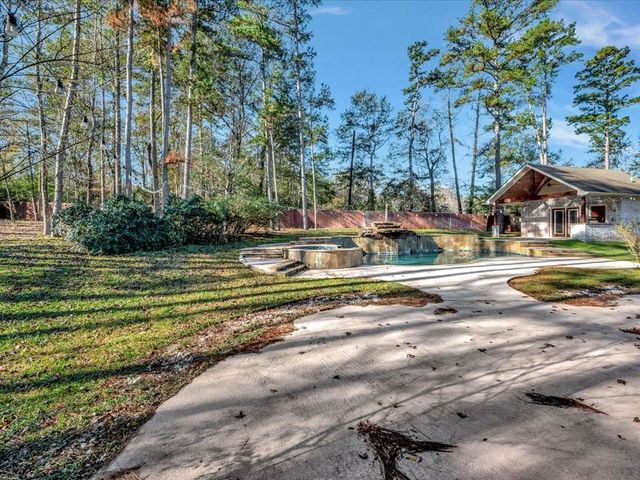 1904 Loblolly Lane, Lufkin, TX 75904