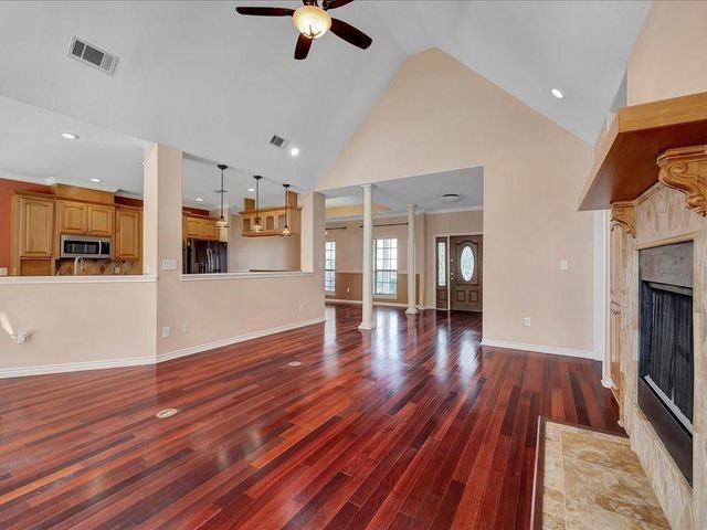 1904 Loblolly Lane, Lufkin, TX 75904